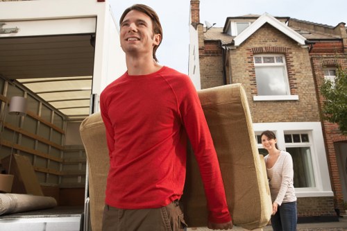 Van transport for residential and commercial items near Lisson Grove